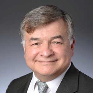 Dr. Henry Sánchez